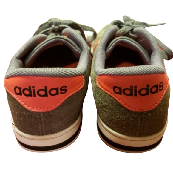 Girl's Kid's Adidas Tennis Sports Shoes/Sneakers - Picture 4 of 6